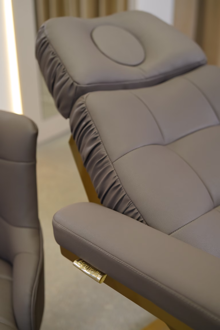 43DC9537-8FFC-4248-8C80-F34D6CC09677