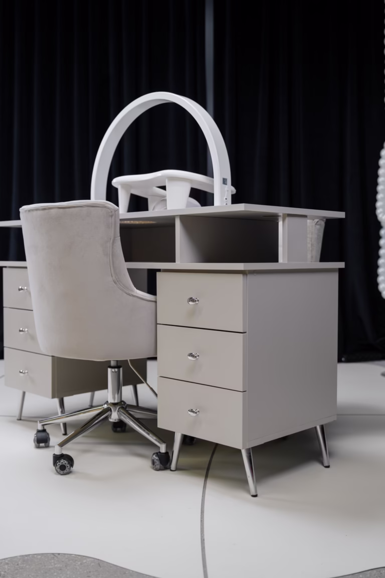 6A04F6DD-EB15-4C64-9085-439183A8570B 6A04F6DD-EB15-4C64-9085-439183A8570B