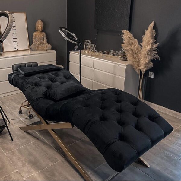 royal loft cosmetic bed in beauty parlor